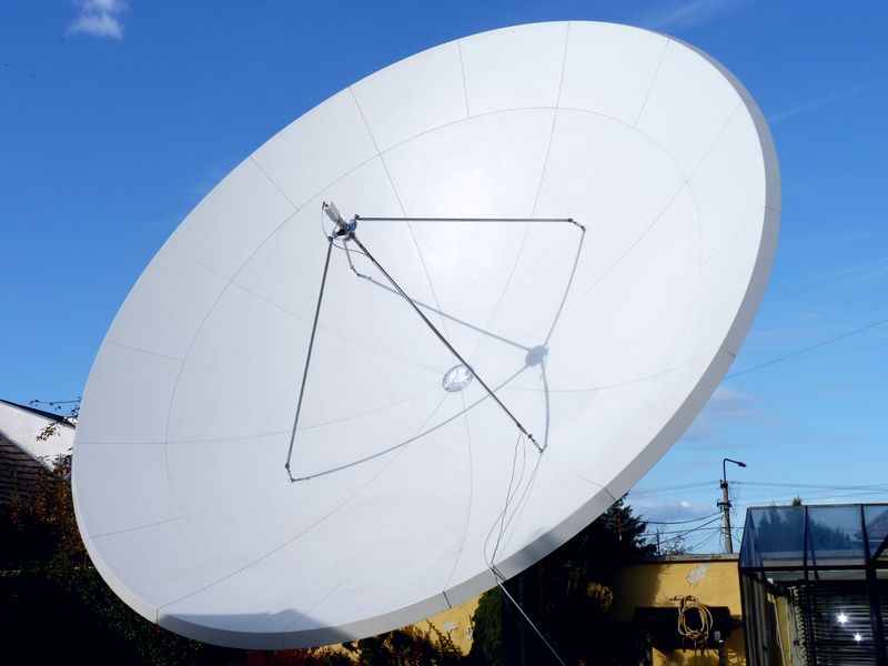 dxsatcs-arabsat-5c-20-east-ka-band-reception-prodelin-450cm